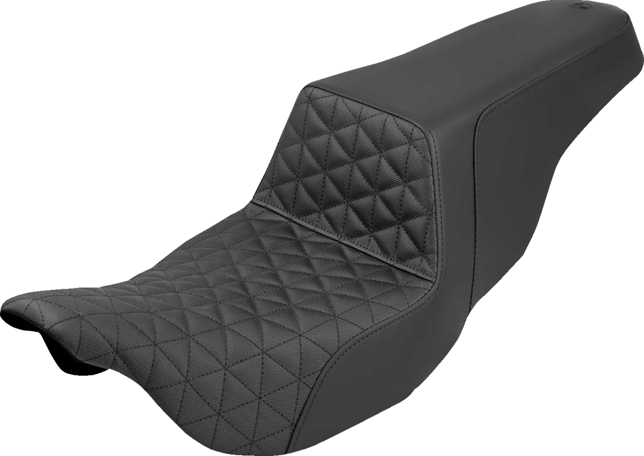 Step-Up Seat - Tri-Gripper - Black - FLH/FLT '08-'24