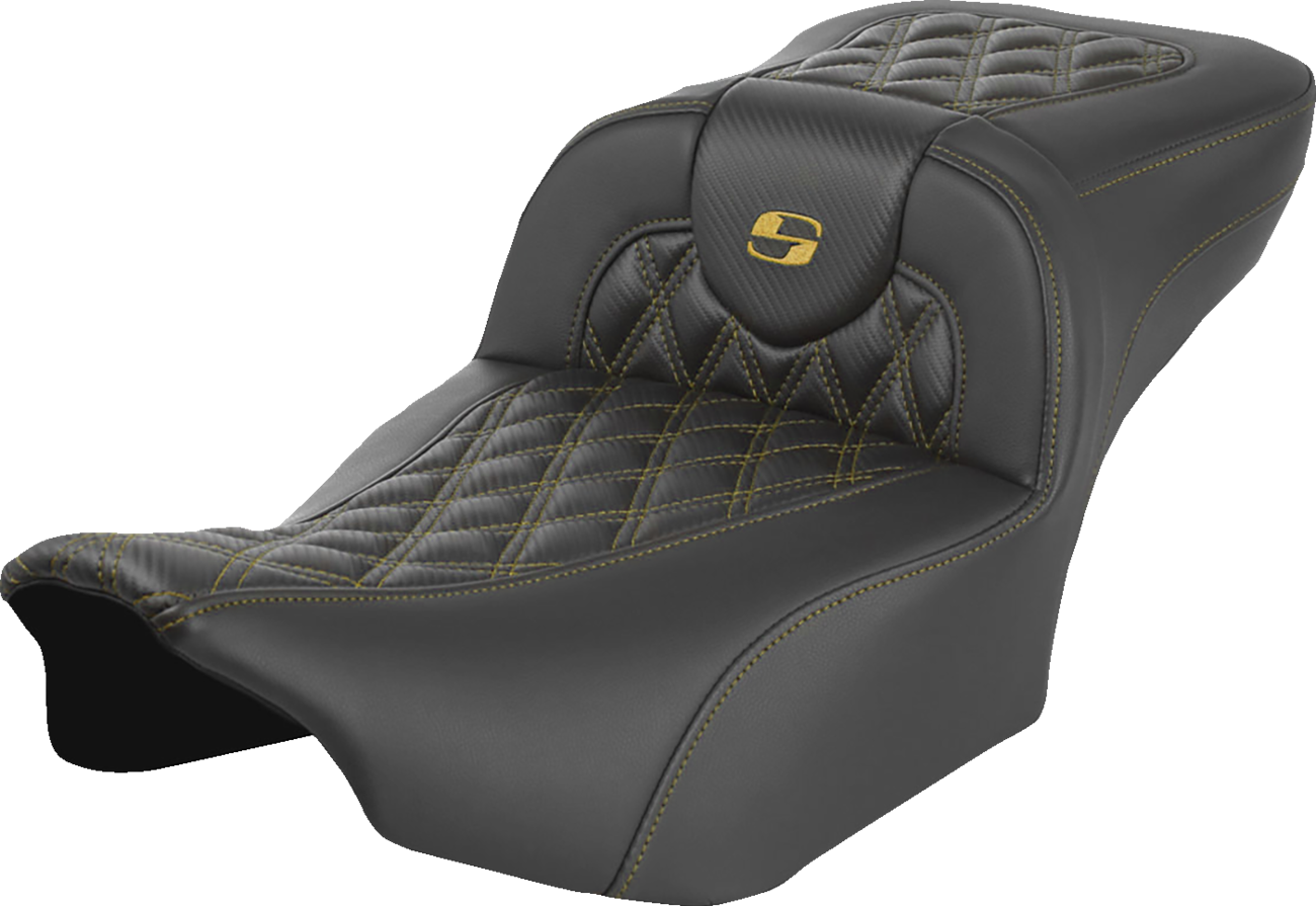 Extended Reach Roadsofa™ Seat - Carbon Fiber - without Backrest - Gold Lattice Stitch - FL '23-'25
