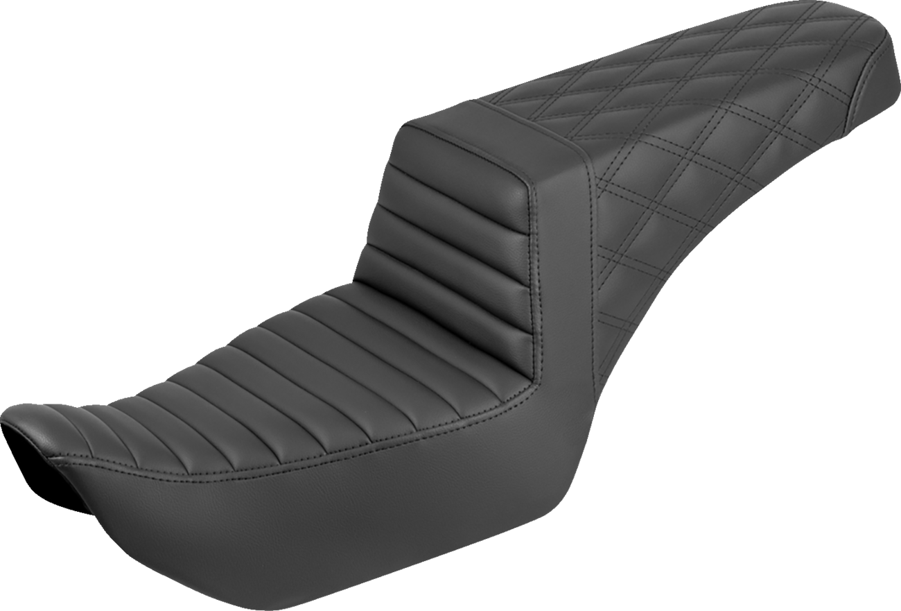 Step-Up Seat - Front Tuck-n-Roll/Rear Lattice Stitch - Nightster '22-'25
